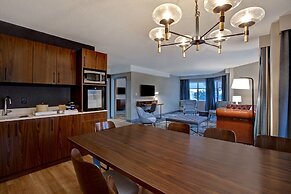 Four Points by Sheraton St. Catharines Niagara Suites