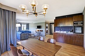 Four Points by Sheraton St. Catharines Niagara Suites