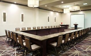 Embassy Suites by Hilton Philadelphia Airport