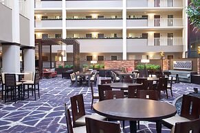 Embassy Suites by Hilton Philadelphia Airport