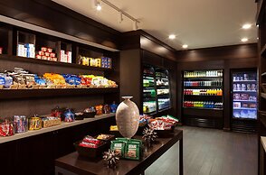 Embassy Suites by Hilton Philadelphia Airport