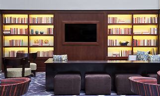 Embassy Suites by Hilton Philadelphia Airport