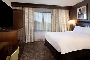 Embassy Suites by Hilton Philadelphia Airport
