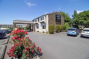 Red Lion Inn & Suites Vancouver