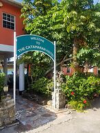 Catamaran Hotel Marina