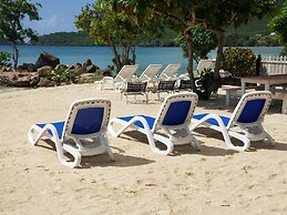 Catamaran Hotel Marina