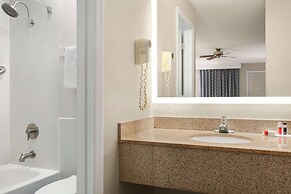 Days Inn by Wyndham Demopolis