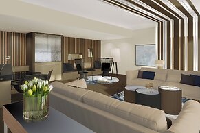 Sheraton Grand Tbilisi Metechi Palace