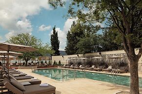 Sheraton Grand Tbilisi Metechi Palace