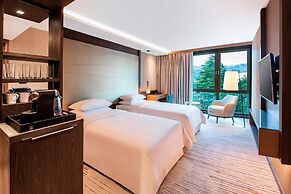 Sheraton Grand Tbilisi Metechi Palace