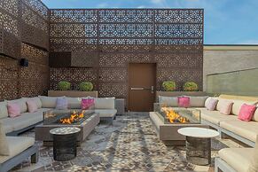 Sheraton Grand Tbilisi Metechi Palace