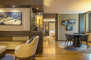 Sheraton Grand Tbilisi Metechi Palace