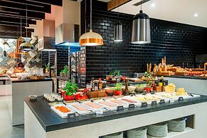 Sheraton Grand Tbilisi Metechi Palace