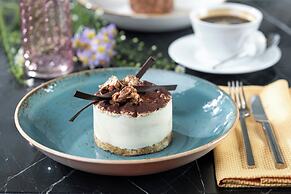 Sheraton Grand Tbilisi Metechi Palace