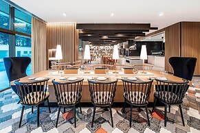 Sheraton Grand Tbilisi Metechi Palace