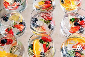 Sheraton Grand Tbilisi Metechi Palace