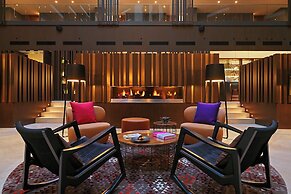 Sheraton Grand Tbilisi Metechi Palace