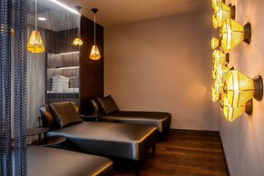 Sheraton Grand Tbilisi Metechi Palace