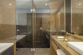 Sheraton Grand Tbilisi Metechi Palace