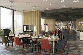 Sheraton Grand Tbilisi Metechi Palace