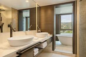 Sheraton Grand Tbilisi Metechi Palace