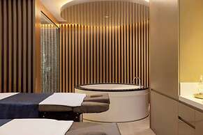 Sheraton Grand Tbilisi Metechi Palace