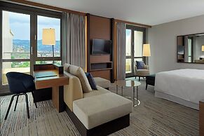 Sheraton Grand Tbilisi Metechi Palace