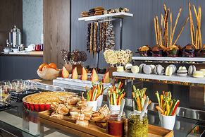 Sheraton Grand Tbilisi Metechi Palace