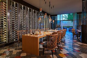 Sheraton Grand Tbilisi Metechi Palace