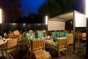 Holiday Inn Clark - Newark Area by IHG