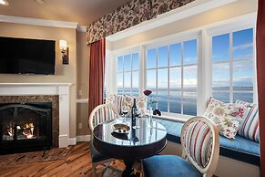 Spindrift Inn