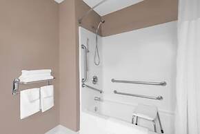 Days Inn by Wyndham Watertown