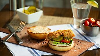 Hotel Indigo Atlanta - Vinings by IHG