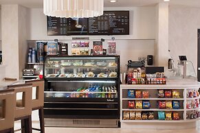 Delta Hotels by Marriott Orlando Lake Buena Vista