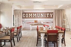 Delta Hotels by Marriott Orlando Lake Buena Vista