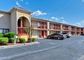 Quality Inn And Suites Monroe