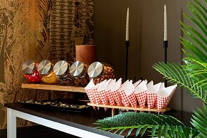 Apollo Hotel Amsterdam, a Tribute Portfolio Hotel