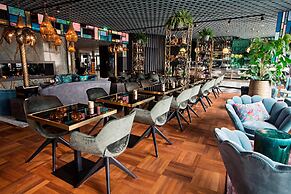 Apollo Hotel Amsterdam, a Tribute Portfolio Hotel