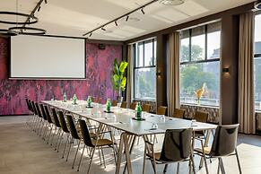 Apollo Hotel Amsterdam, a Tribute Portfolio Hotel