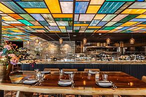 Apollo Hotel Amsterdam, a Tribute Portfolio Hotel