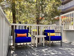 Holiday Inn Express Monterey-Cannery Row by IHG