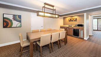 Hilton Phoenix Resort at the Peak