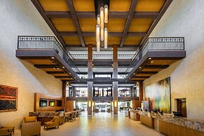 Hilton Phoenix Resort at the Peak