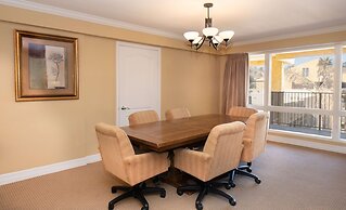 Hilton Phoenix Resort at the Peak