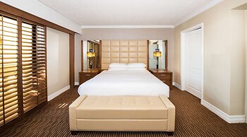 Hilton Phoenix Resort at the Peak