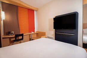 ibis Paris Pont De Suresnes