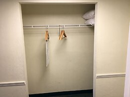 Days Inn by Wyndham Daytona Oceanfront