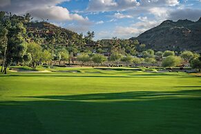 Hilton Phoenix Tapatio Cliffs Resort