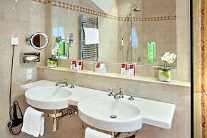 Austria Trend Hotel Ananas