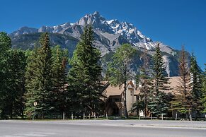 Banff Rocky Mountain Resort